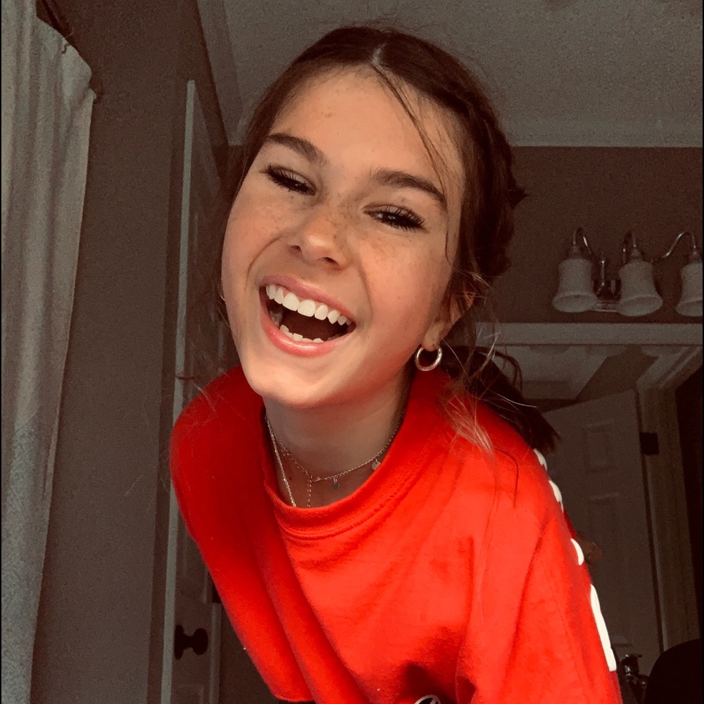 Meet your Posher, Samantha